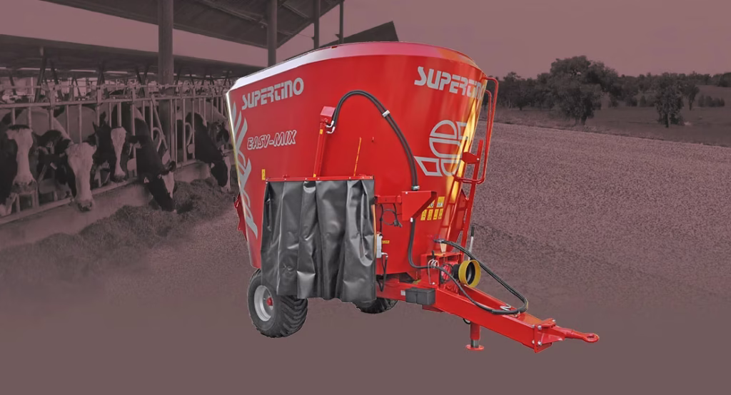 Remorcă tehnologică cu mixer vertical VM Easy Mix