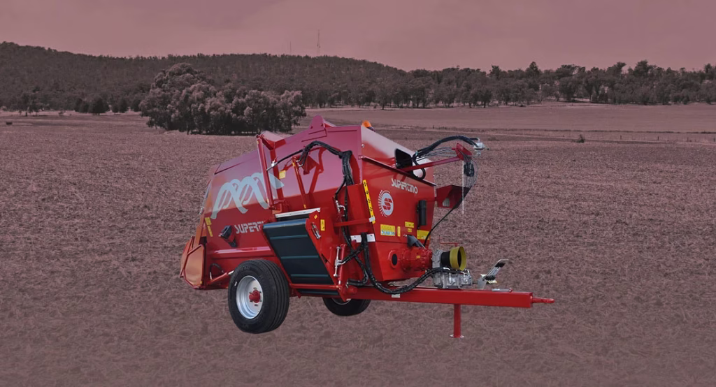 Mixer orizontal tractat seria DM cu tăietor de desilare